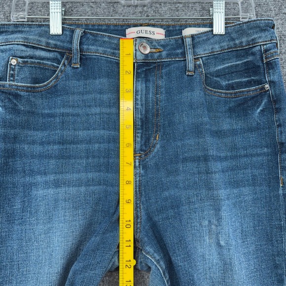 GUESS 1981 Skinny Jeans Womens 31 Medium Wash Blue Denim WBBAB4D4LU1 - Picture 6 of 8